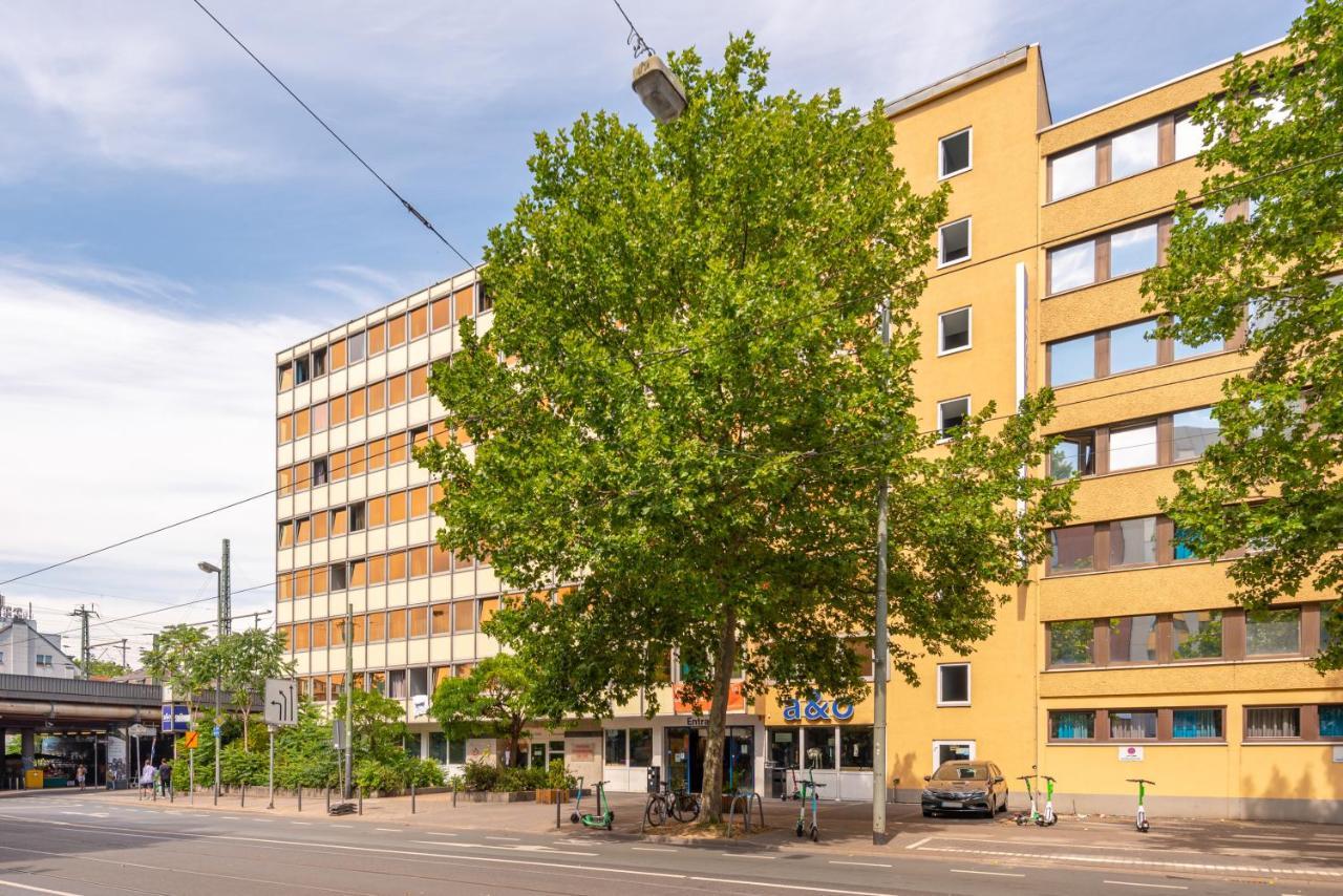 a&o Frankfurt Galluswarte Frankfurt pe Main Exterior foto